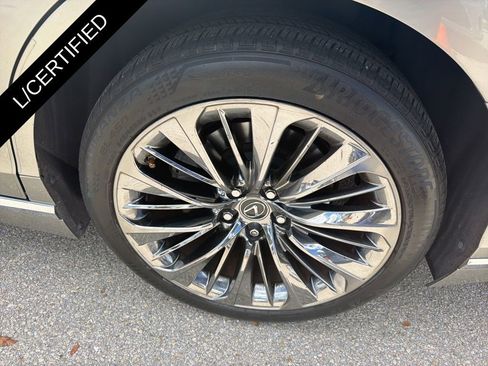 Certified 2021 Lexus LS 500 w/ Interior Upgrade Package image 10