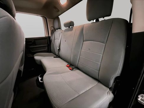 Used 2019 RAM 1500 Express w/ Express Value Package AWD/4WD image 25