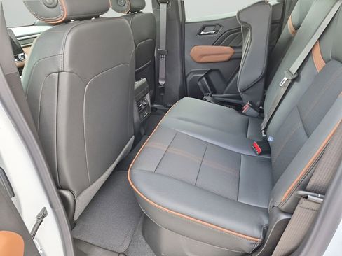 New 2026 GMC Canyon AT4 AWD/4WD image 23