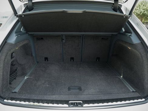 New 2025 Bentley Bentayga image 39