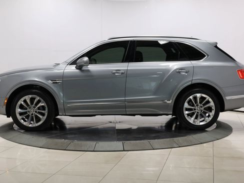 Used 2019 Bentley Bentayga image 7