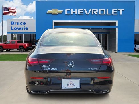Used 2025 Mercedes-Benz CLA 250 4MATIC image 5