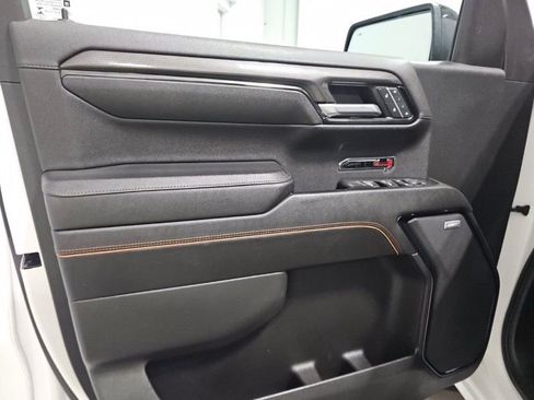 Used 2023 GMC Sierra 1500 AT4 AWD/4WD image 8