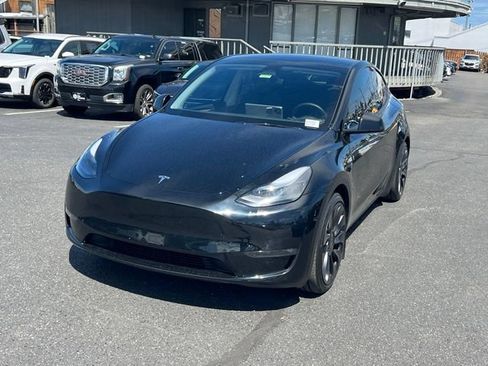 Used 2025 Tesla Model Y Performance AWD/4WD image 3