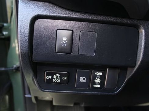 Certified 2021 Toyota Tacoma SR5 w/ Technology Package RWD image 46