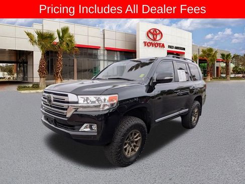 Used 2019 Toyota Land Cruiser AWD/4WD image 9