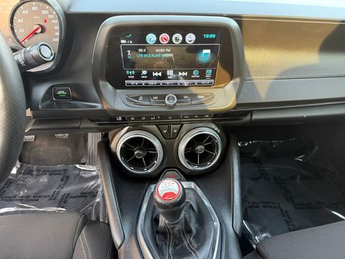 Used 2017 Chevrolet Camaro SS image 20