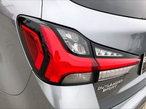 Used 2025 Mitsubishi Outlander Sport LE image 27