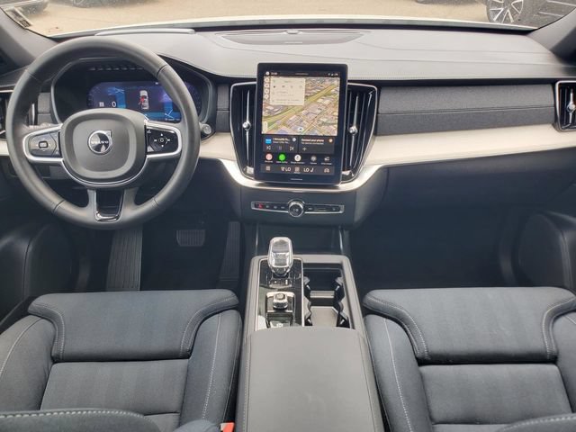 Certified 2025 Volvo XC90 B5 Ultra AWD/4WD image 28