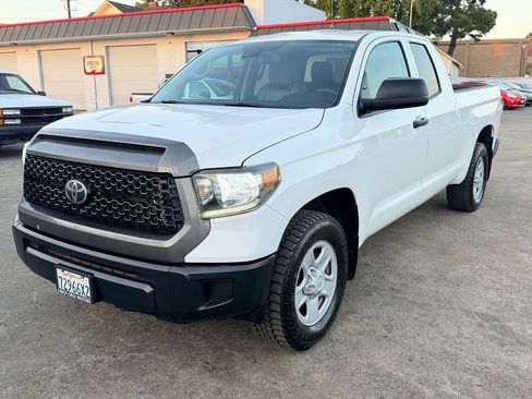Used 2020 Toyota Tundra SR image 3