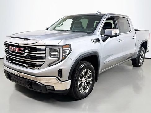 Used 2026 GMC Sierra 1500 SLT RWD image 1