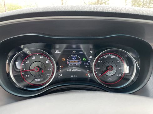 Used 2022 Dodge Charger SXT AWD/4WD image 19
