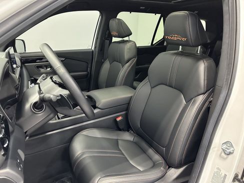 Certified 2025 Honda Pilot TrailSport image 14