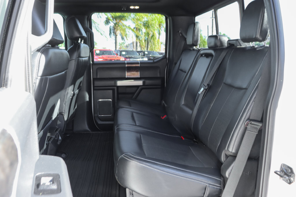 Used 2022 Ford F250 Lariat w/ Black Appearance Package AWD/4WD image 38