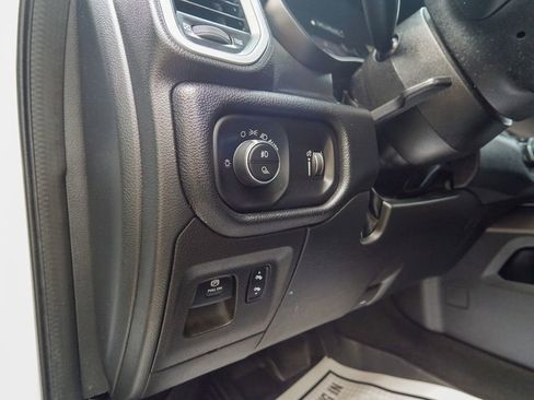 Used 2022 RAM 1500 Lone Star image 17