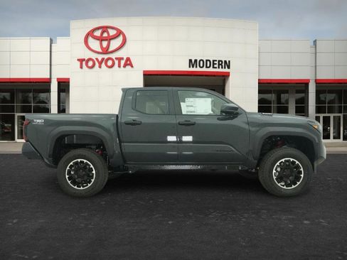 New 2026 Toyota Tacoma TRD Off-Road AWD/4WD image 19