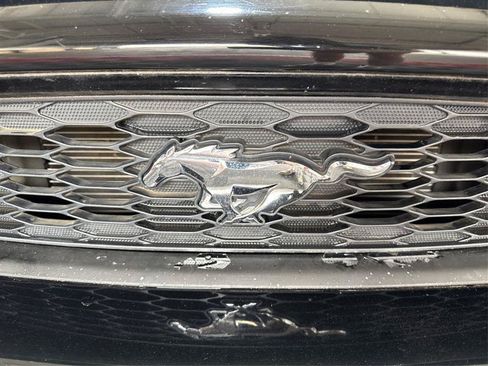 Used 2013 Ford Mustang Coupe RWD image 22