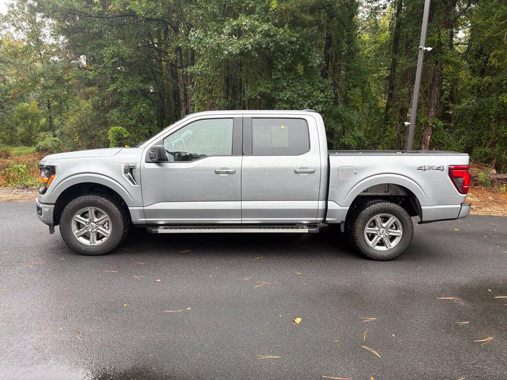 Used 2025 Ford F150 XLT w/ Equipment Group 301A Standard AWD/4WD image 2