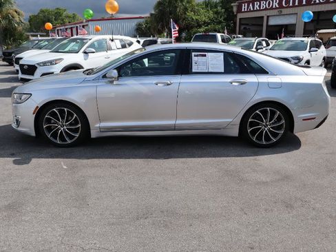 Used 2019 Lincoln MKZ Reserve w/ Reserve Plus Package image 2