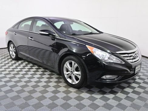 Used 2012 Hyundai Sonata Limited FWD image 8