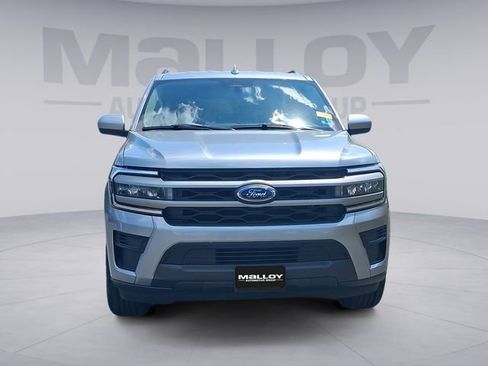 Used 2024 Ford Expedition XLT image 8