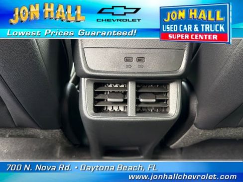 Used 2026 Chevrolet Equinox LT w/ Convenience Package II FWD image 23