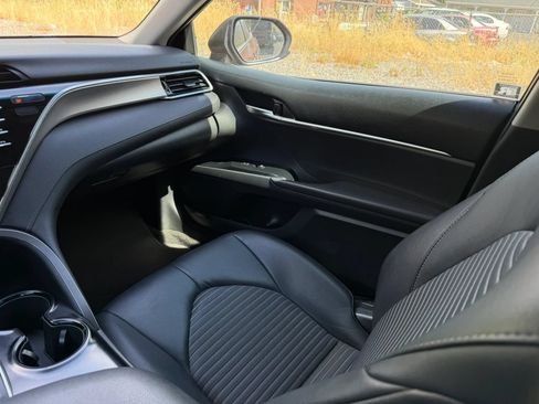 Used 2018 Toyota Camry SE w/ Protection Package (Q2) FWD image 31