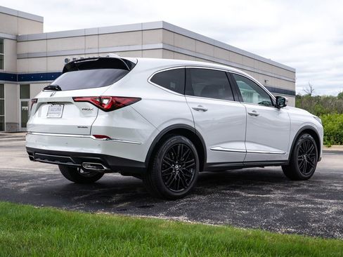 Certified 2023 Acura MDX SH-AWD w/ Technology Package image 10