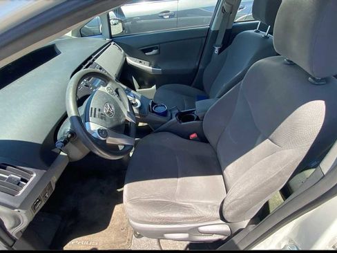 Used 2011 Toyota Prius Two FWD image 4