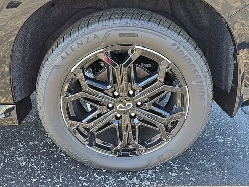 New 2026 INFINITI QX80 4WD w/ Sport Exterior Package image 10