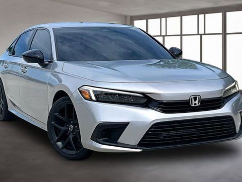 Used 2022 Honda Civic Sport image 12