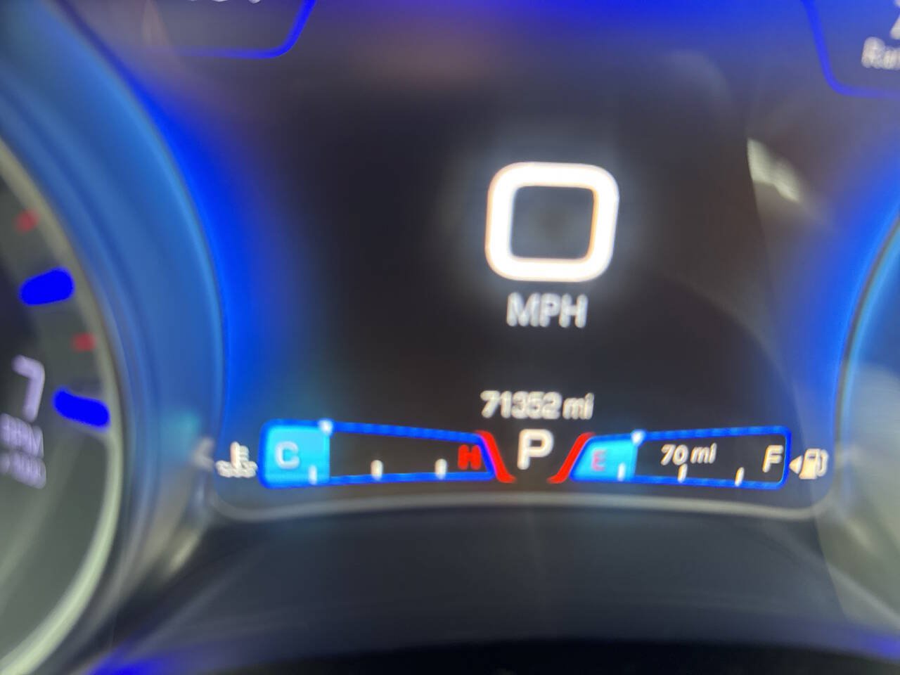 Used 2017 Chrysler 300 C w/ Safetytec Plus Group AWD/4WD image 31
