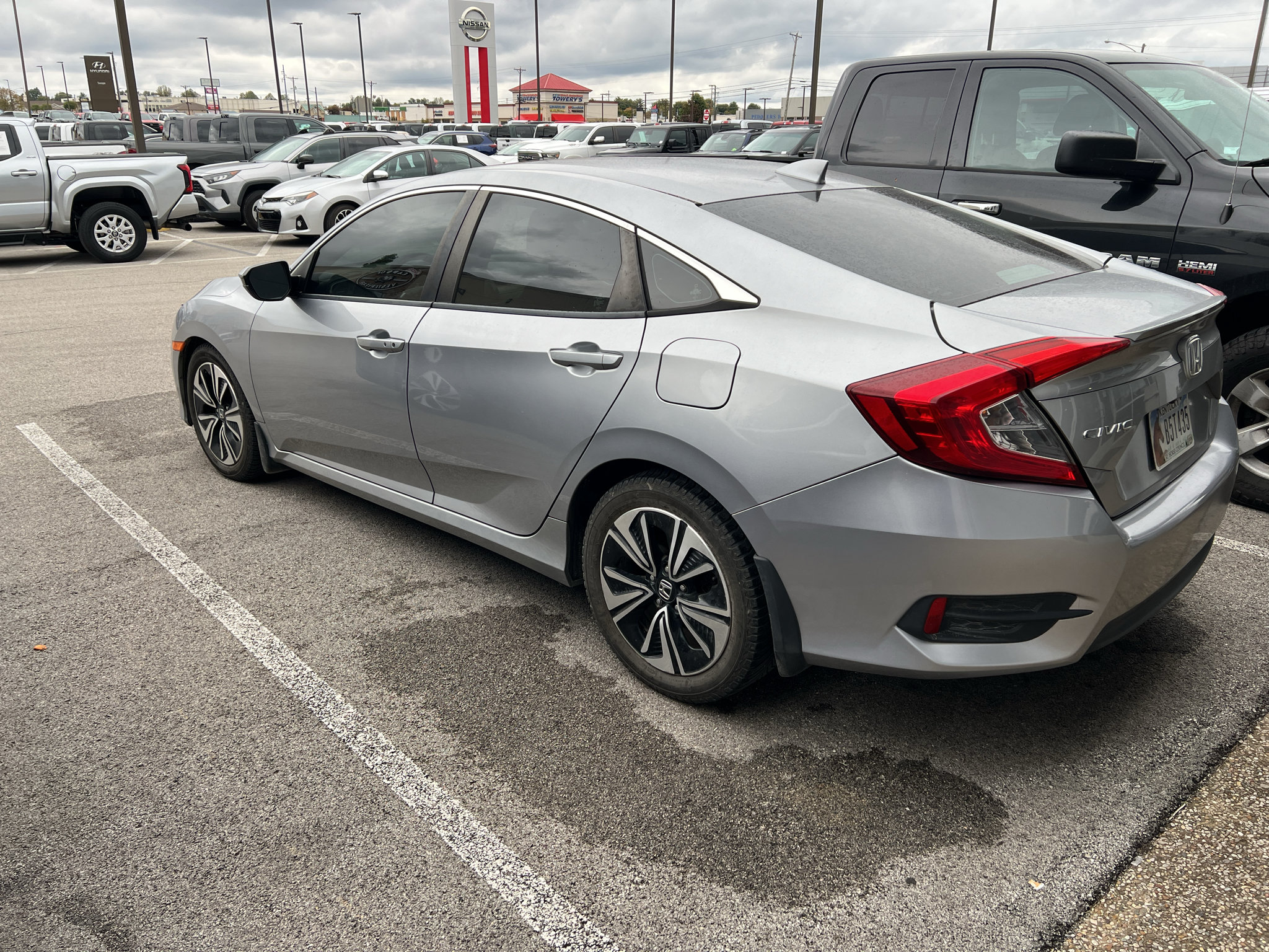 Used 2016 Honda Civic EX-T image 5