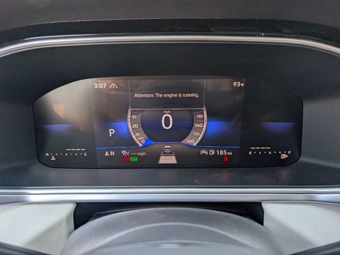 New 2025 Volkswagen Taos SE image 18