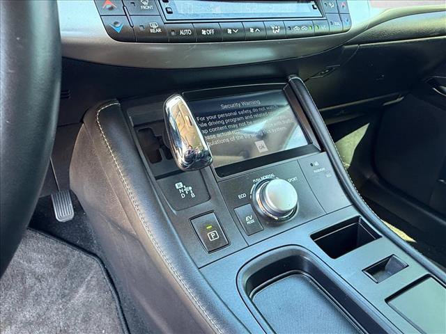 Used 2013 Lexus CT 200h FWD image 12