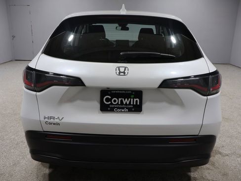 Used 2024 Honda HR-V LX image 4