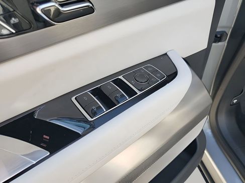 New 2026 Cadillac Vistiq Luxury AWD/4WD image 28