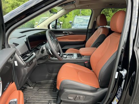 New 2026 Kia Carnival SX Prestige FWD image 18