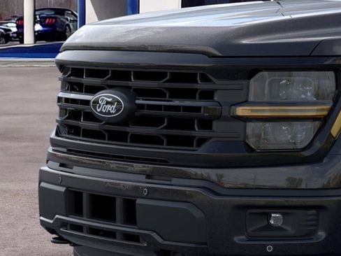 New 2026 Ford F150 XLT w/ Equipment Group 302A MID AWD/4WD image 18