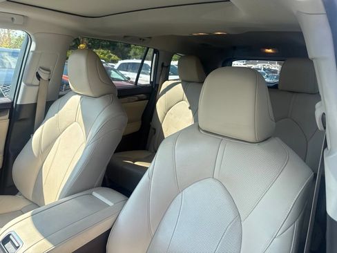 Used 2020 Toyota Highlander Limited AWD/4WD image 14