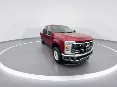 New 2026 Ford F250 XLT image 2