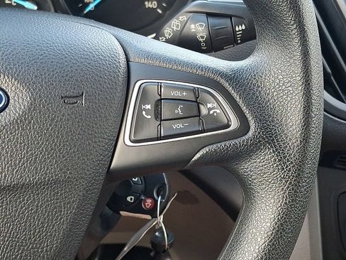 Used 2018 Ford Escape SE FWD image 24