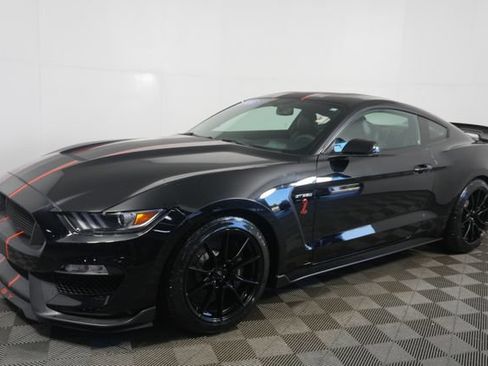 Certified 2020 Ford Mustang Shelby GT350 w/ Technology Package RWD image 7