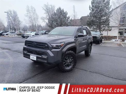 Used 2025 Toyota 4Runner SR5 image 1
