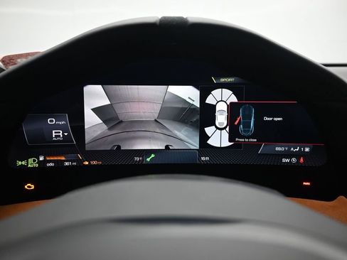 Used 2023 Ferrari Roma RWD image 14