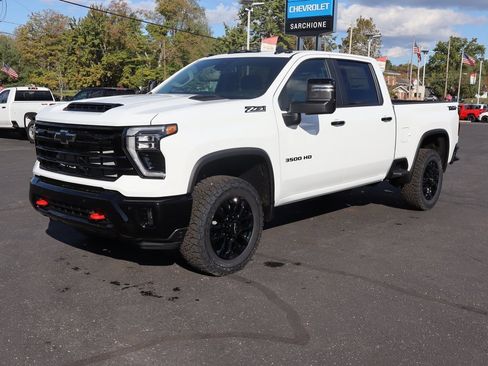 New 2026 Chevrolet Silverado 3500 LT w/ Trail Boss Package image 13