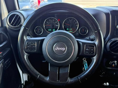 Used 2017 Jeep Wrangler Unlimited Sport w/ Quick Order Package 24S AWD/4WD image 7