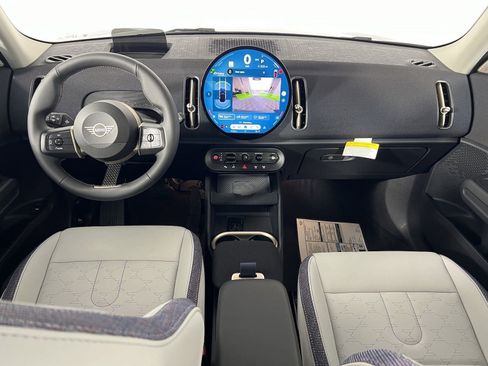 Certified 2025 MINI Cooper Countryman S image 15