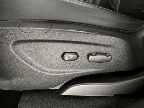 Used 2018 Buick Encore Preferred image 16