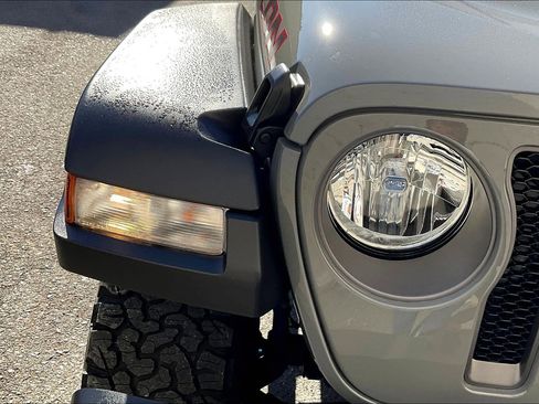 Used 2023 Jeep Wrangler Unlimited Rubicon image 26